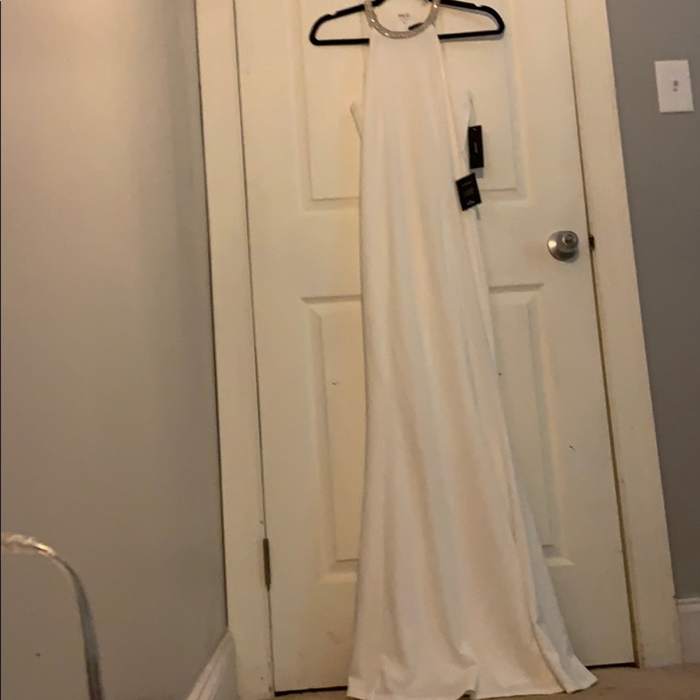 WHITE LULUS DRESS - Picture 3 of 5